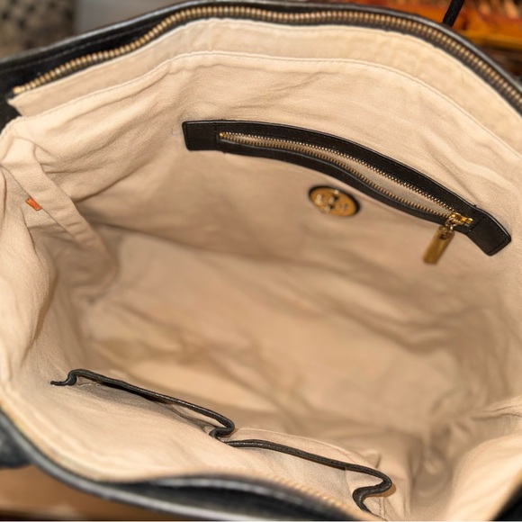 Tory Burch Black Tote Bag - Picture 5 of 6